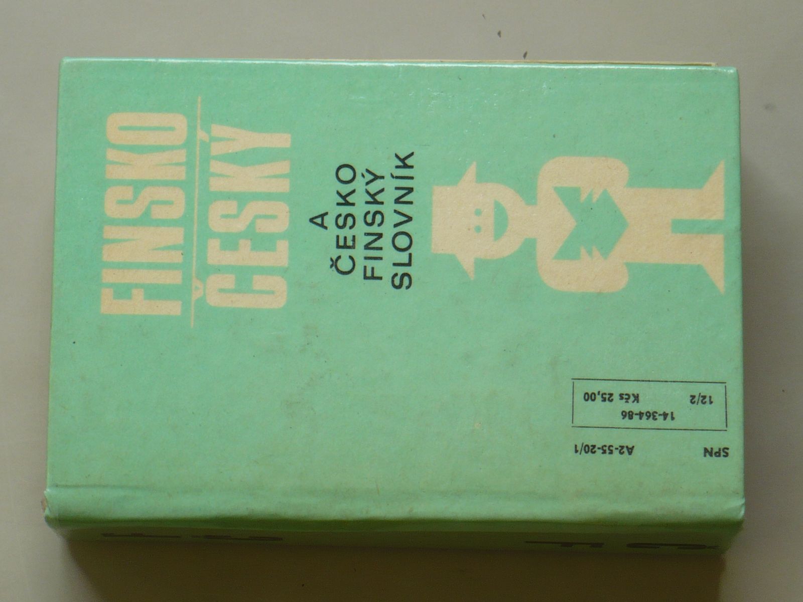 Finsko-český a česko-finský slovník (1986) na cesty