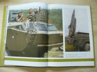 Kniha o Armádě České republiky (AVIS 1998)
