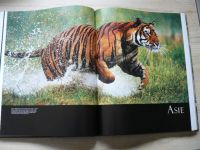 Owen - Velký ilustrovaný atlas zvířat (2012)