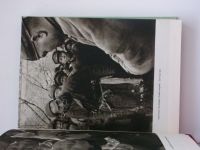 Svázaný výběr fotografií z časopisů Fotografie a Československá fotografie (cca 1945-1948)