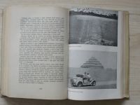 Holas - Inšallah - Jízda modrého vozu třemi světadíly (1944)