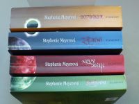 Stephenie Meyerová - Stmívání, Nový měsíc, Zatmění, Rozbřesk (2008, 2009) 4 knihy