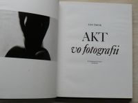 Šmok - Akt vo fotografii (1986) slovensky