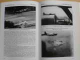 Helt - A z nebe padaly bílé hvězdy... Letecká válka nad Mostem 1945