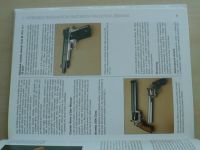 Adam - Revolvery a pistole - Krátké ruční palné zbraně (1995)