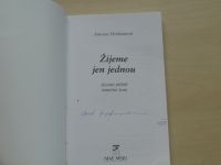 Hofmanová - Žijeme jen jednou (1998) podpis autorky