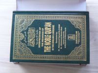 The Noble Quran in The English Language (DARUSSALAM Saudi Arabia 2007)