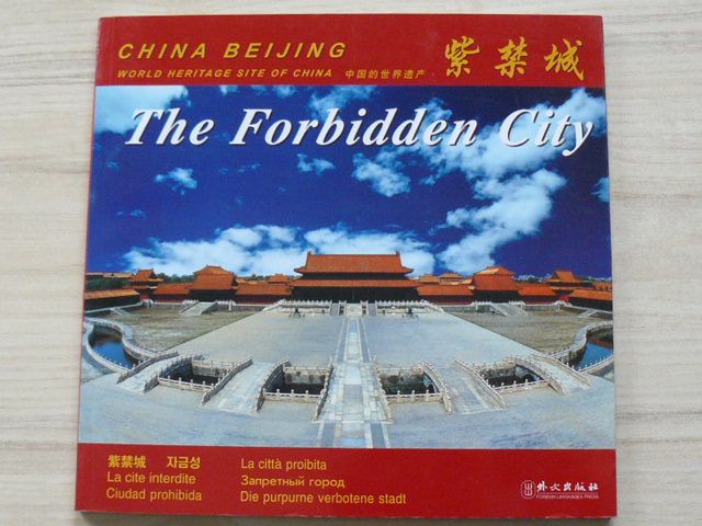China Beijing - The Forbiden City (2008) vícejazyčný text