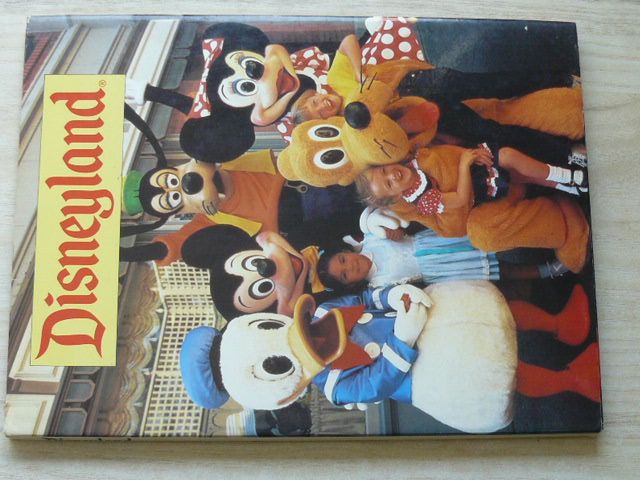 Disneyland - Crescent Books New York (1985) anglicky