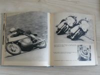 Novotný, Šťastný - Na plný plyn (1967) Kapitoly ze života motocyklového závodníka